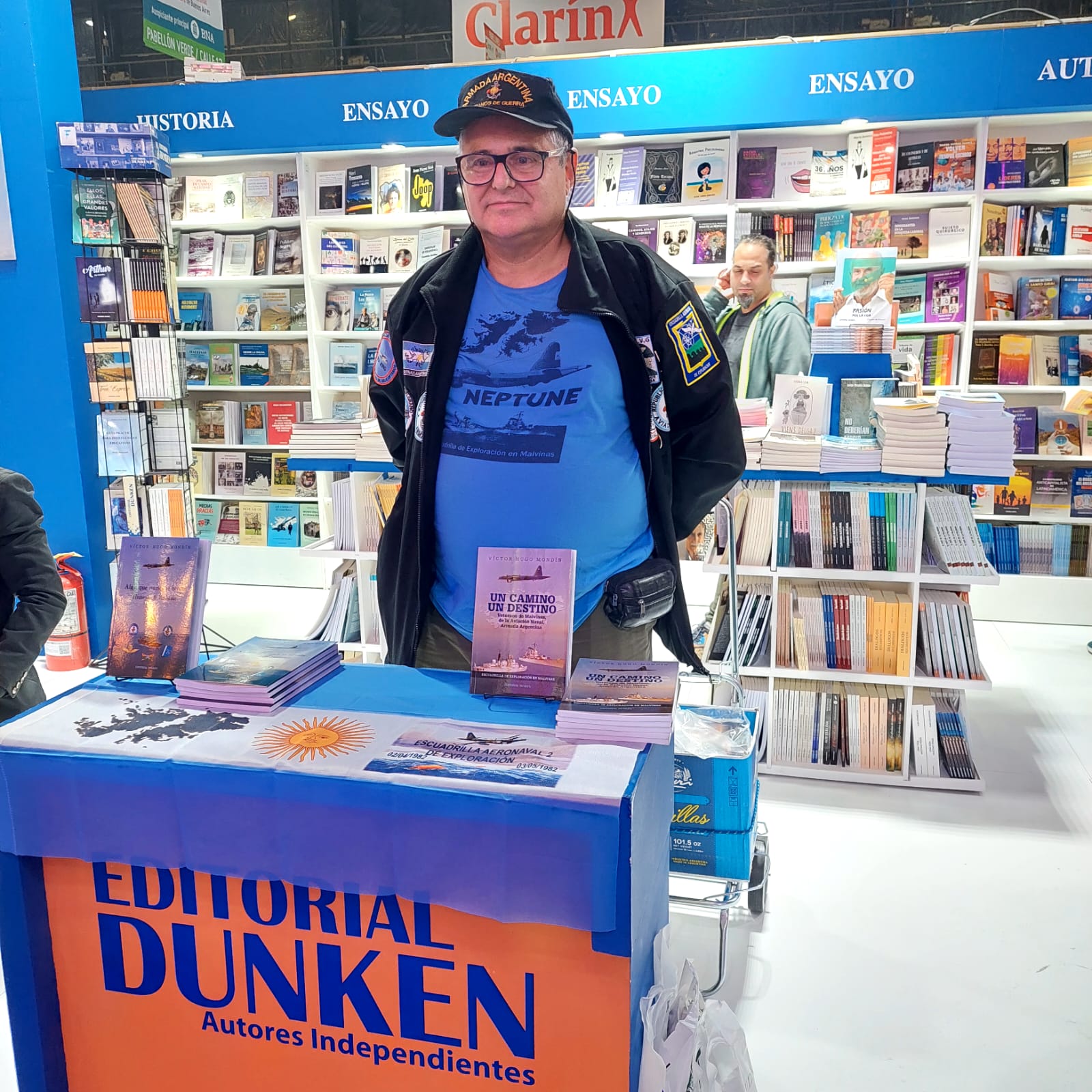 Presentación de mi primer libro Un Camino, Un destino en la Feria del Libro Buenos Aires